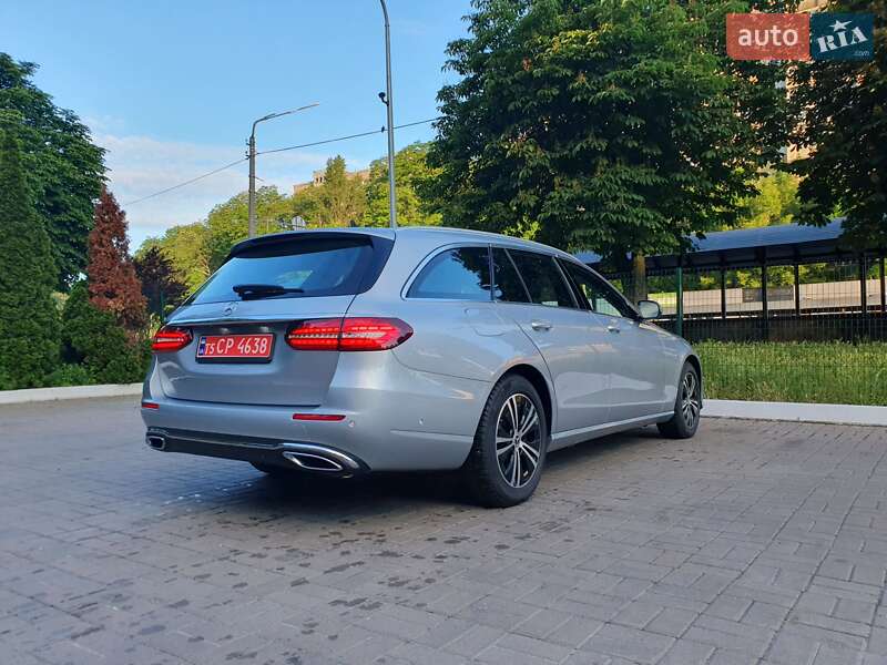 Универсал Mercedes-Benz E-Class 2021 в Киеве