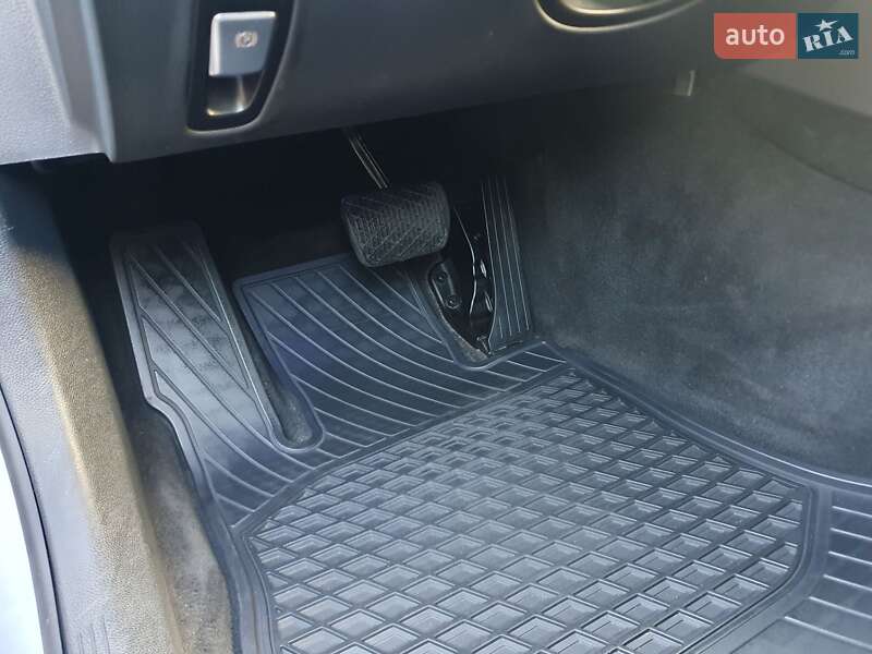 Универсал Mercedes-Benz E-Class 2021 в Киеве