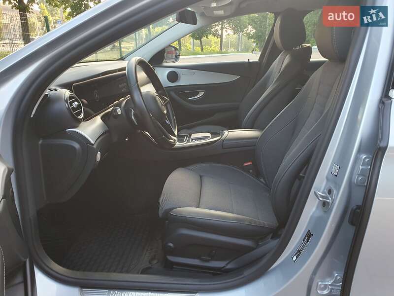 Универсал Mercedes-Benz E-Class 2021 в Киеве