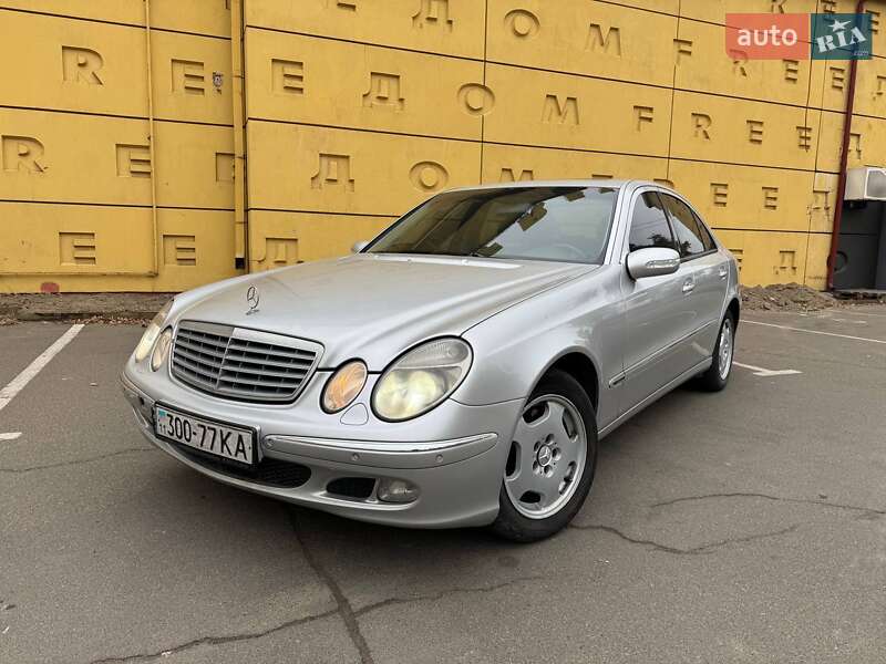 Mercedes-Benz E-Class 2003