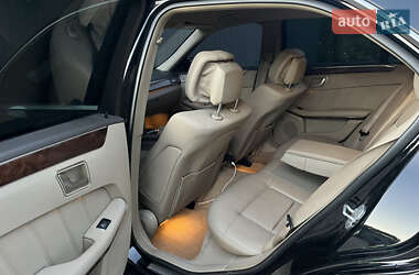 Седан Mercedes-Benz E-Class 2011 в 