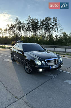 Седан Mercedes-Benz E-Class 2007 в Житомире