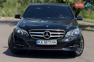 Седан Mercedes-Benz E-Class 2013 в Кривом Роге