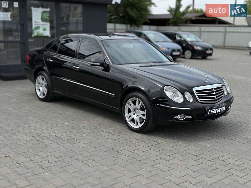 Седан Mercedes-Benz E-Class 2006 в Чернівцях