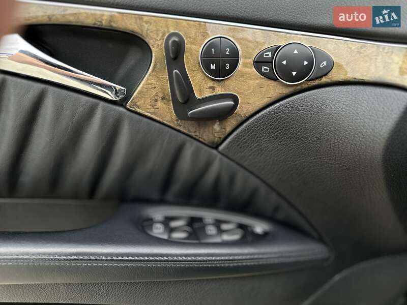 Седан Mercedes-Benz E-Class 2006 в Чернівцях