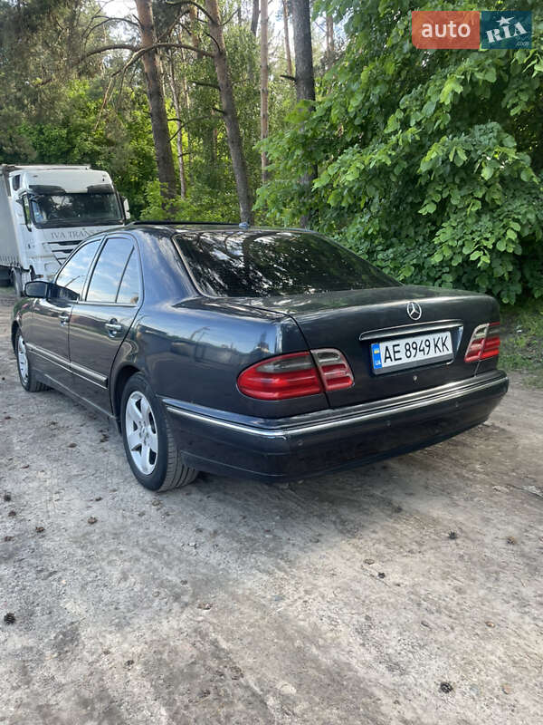 Седан Mercedes-Benz E-Class 2000 в Києві фото 5 Седан Mercedes-Benz E-Class 2000 в Києві