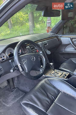 Седан Mercedes-Benz E-Class 2000 в 