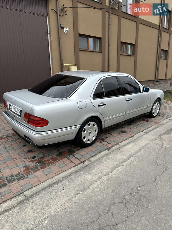 Седан Mercedes-Benz E-Class 1997 в Хмельницком