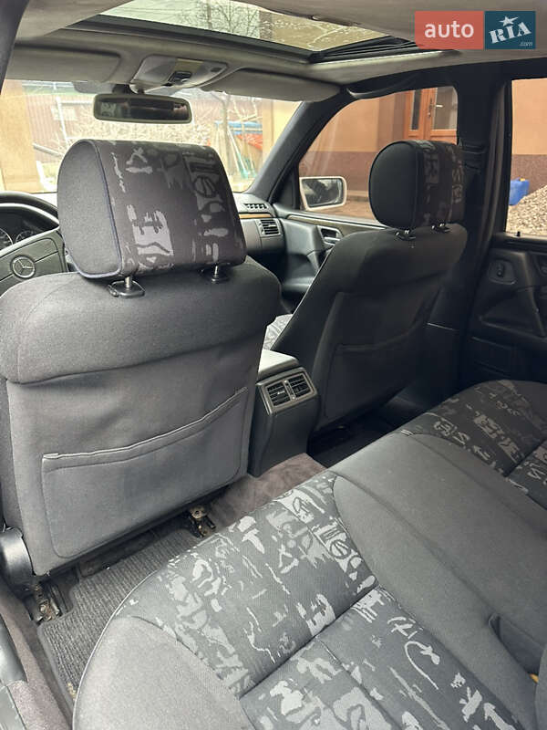 Седан Mercedes-Benz E-Class 1997 в Хмельницком