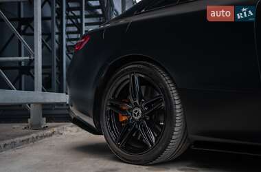 Купе Mercedes-Benz E-Class 2019 в 
