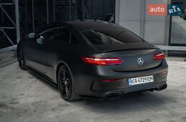 Купе Mercedes-Benz E-Class 2019 в 