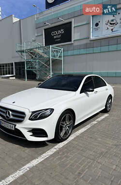 Седан Mercedes-Benz E-Class 2018 в 