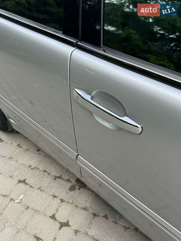 Седан Mercedes-Benz E-Class 2000 в Хоросткові