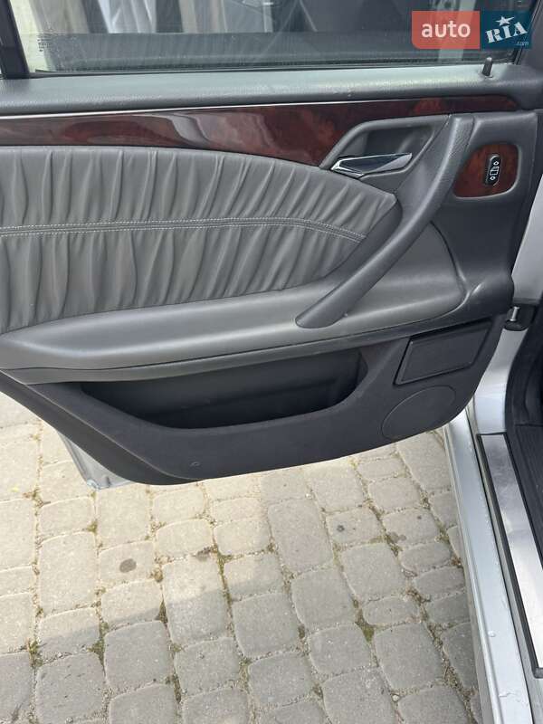 Седан Mercedes-Benz E-Class 2000 в Хоросткові