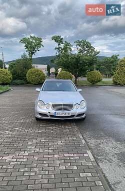 Седан Mercedes-Benz E-Class 2003 в 