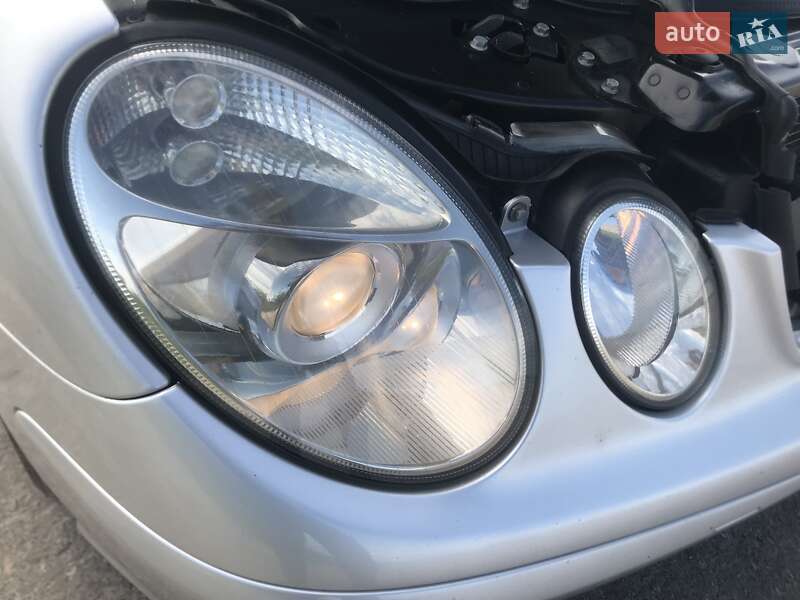 Седан Mercedes-Benz E-Class 2004 в Рівному