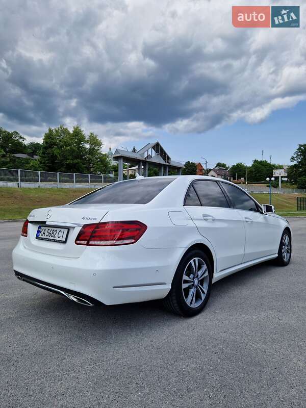 Седан Mercedes-Benz E-Class 2013 в Києві