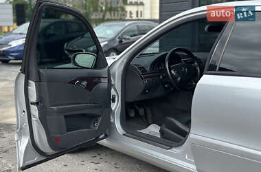 Седан Mercedes-Benz E-Class 2002 в 