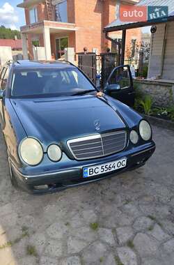 Универсал Mercedes-Benz E-Class 2001 в 