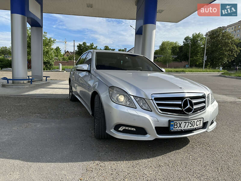 Седан Mercedes-Benz E-Class 2009 в Кам'янець-Подільському
