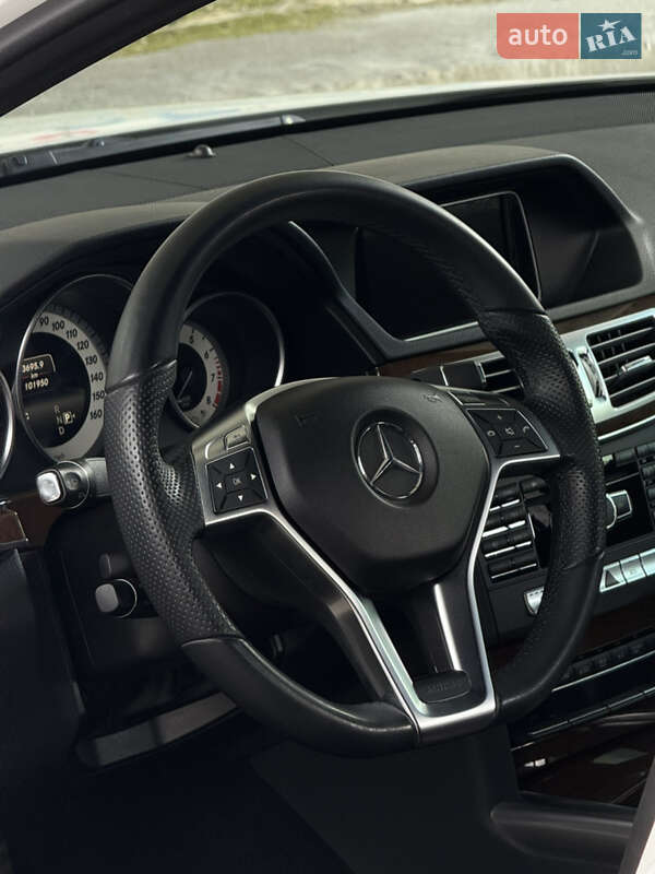 Седан Mercedes-Benz E-Class 2013 в Дніпрі