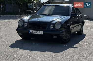Седан Mercedes-Benz E-Class 1996 в 