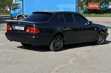 Седан Mercedes-Benz E-Class 1996 в 