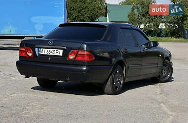 Седан Mercedes-Benz E-Class 1996 в 