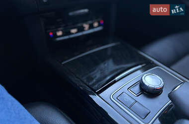 Седан Mercedes-Benz E-Class 2012 в 
