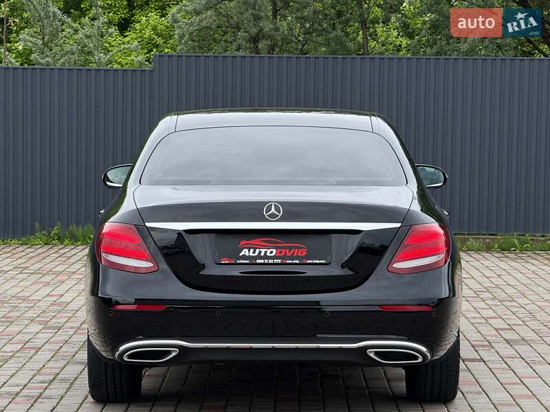 Седан Mercedes-Benz E-Class 2017 в Луцке