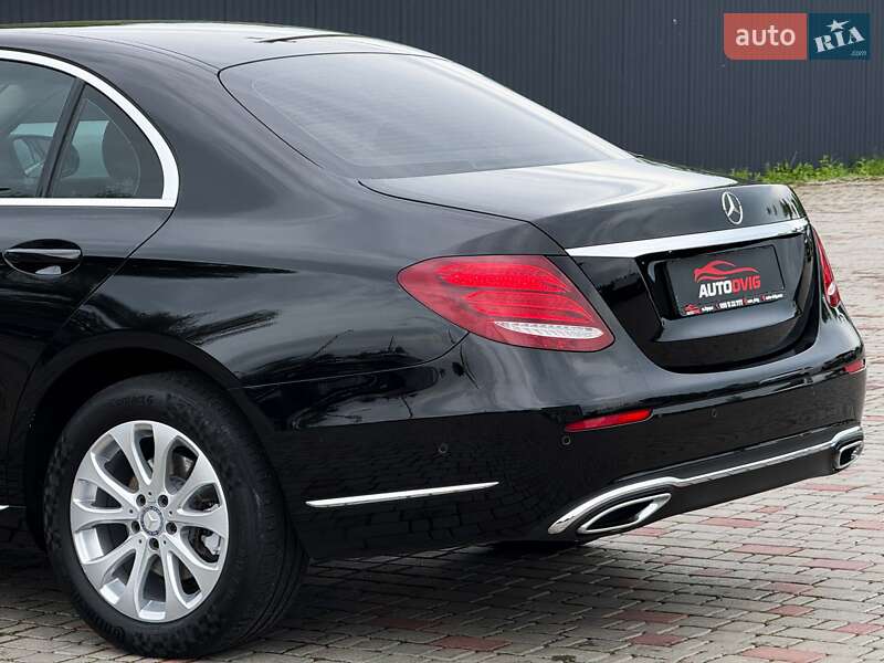 Седан Mercedes-Benz E-Class 2017 в Луцке