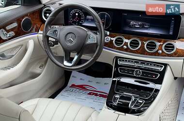 Седан Mercedes-Benz E-Class 2017 в 