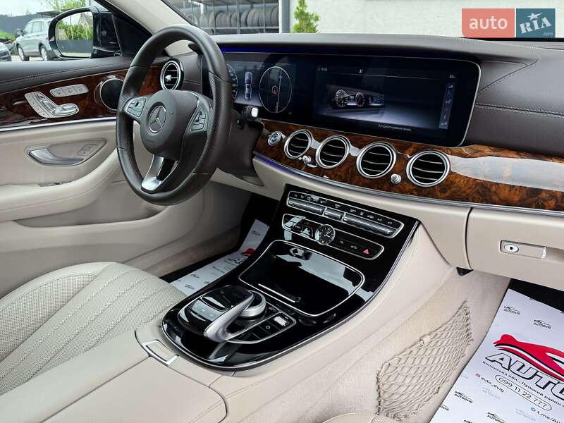 Седан Mercedes-Benz E-Class 2017 в Луцке