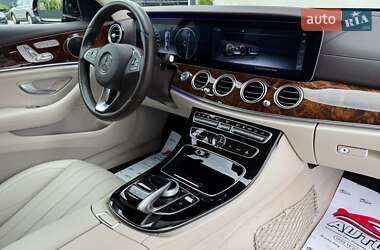 Седан Mercedes-Benz E-Class 2017 в 