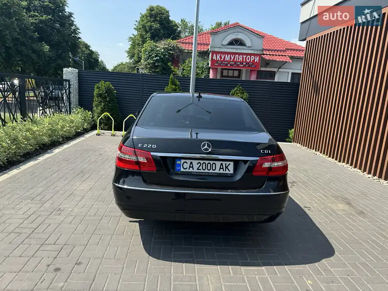 Mercedes-Benz E-Class 2011 VIN WDD2120021A493674 фото оголошення 2 з 44