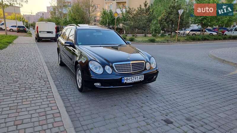 Универсал Mercedes-Benz E-Class 2006 в 