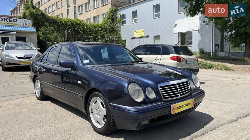 Седан Mercedes-Benz E-Class 1997 в Николаеве