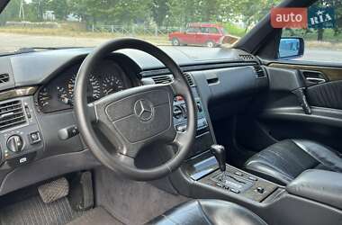 Седан Mercedes-Benz E-Class 1997 в 