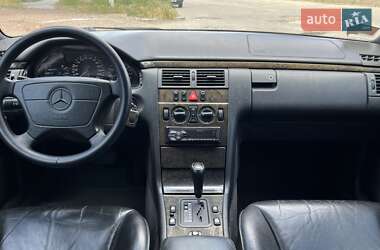 Седан Mercedes-Benz E-Class 1997 в 