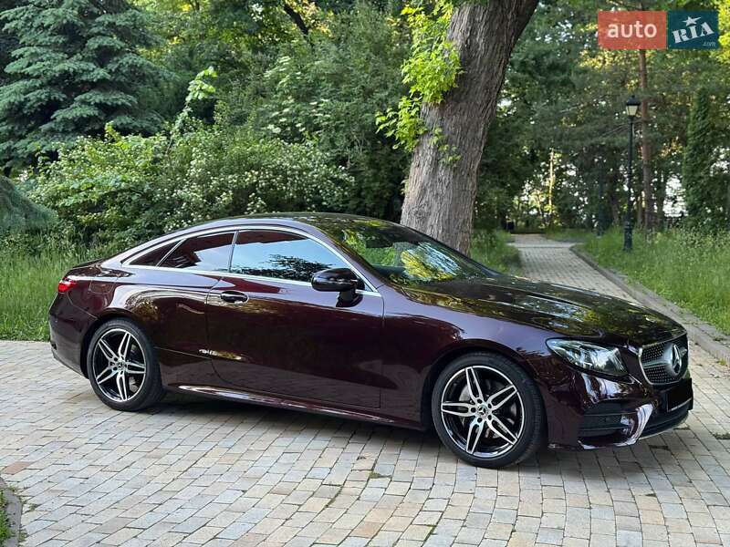 Купе Mercedes-Benz E-Class 2018 в 