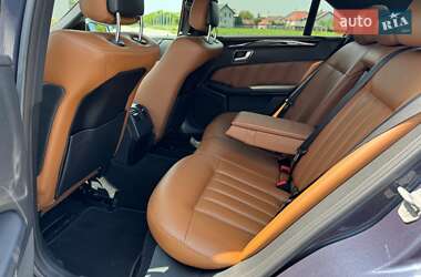 Седан Mercedes-Benz E-Class 2013 в 