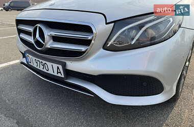 Седан Mercedes-Benz E-Class 2016 в 