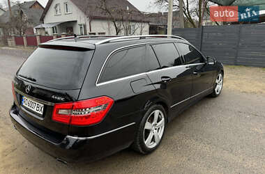 Універсал Mercedes-Benz E-Class 2010 в Тересві