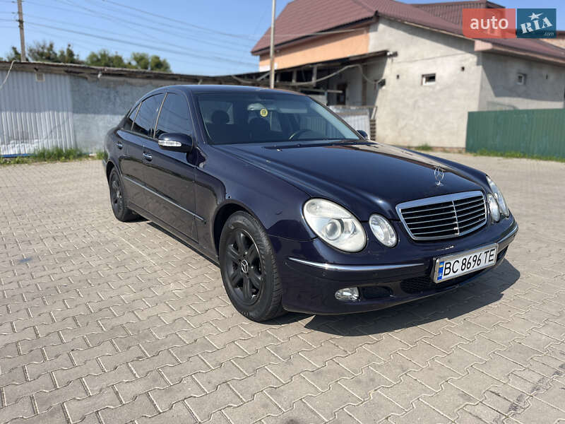 Mercedes-Benz E-Class 2004
