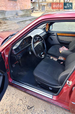 Седан Mercedes-Benz E-Class 1994 в 