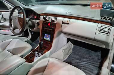 Седан Mercedes-Benz E-Class 2000 в 