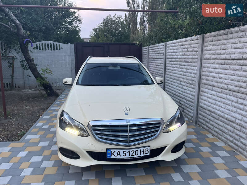 Универсал Mercedes-Benz E-Class 2015 в Днепре