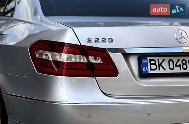 Седан Mercedes-Benz E-Class 2009 в 