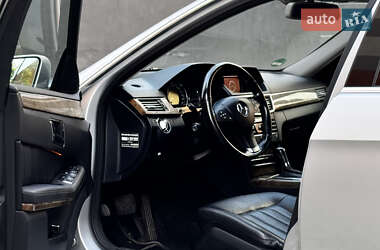 Седан Mercedes-Benz E-Class 2009 в 