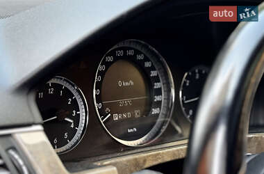 Седан Mercedes-Benz E-Class 2009 в 